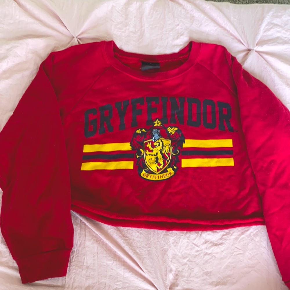 Cropped gryffindor crew neck ❤️